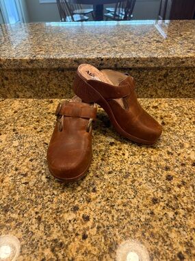 Alegria by PG Lite Black Leather Buckle Heeled Clogs Size EU38 / US 8-8.5